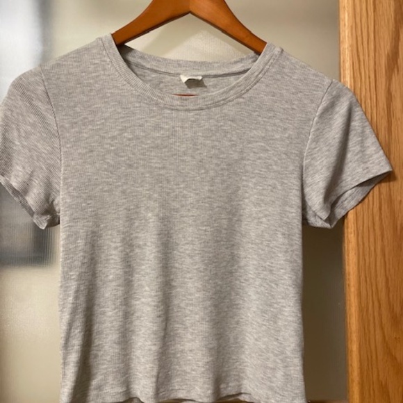 Wilfred | Rib Knit Cropped Tee | Heather Grey | Size S - Picture 3 of 5
